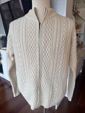 Cableknit Zip-Up Sweater - 100% Virgin Wool